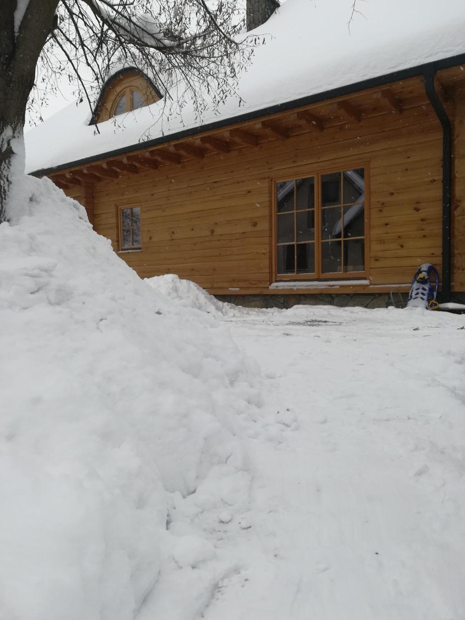 Fajna Chatka Ustrzyki Dolne Exterior photo